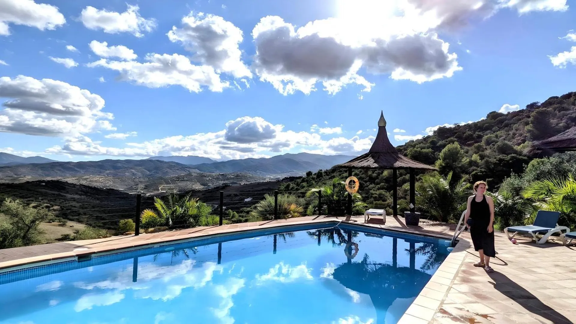 Private Detached Chalet With Optional Private Jacuzzi Mi Dushi Tolox