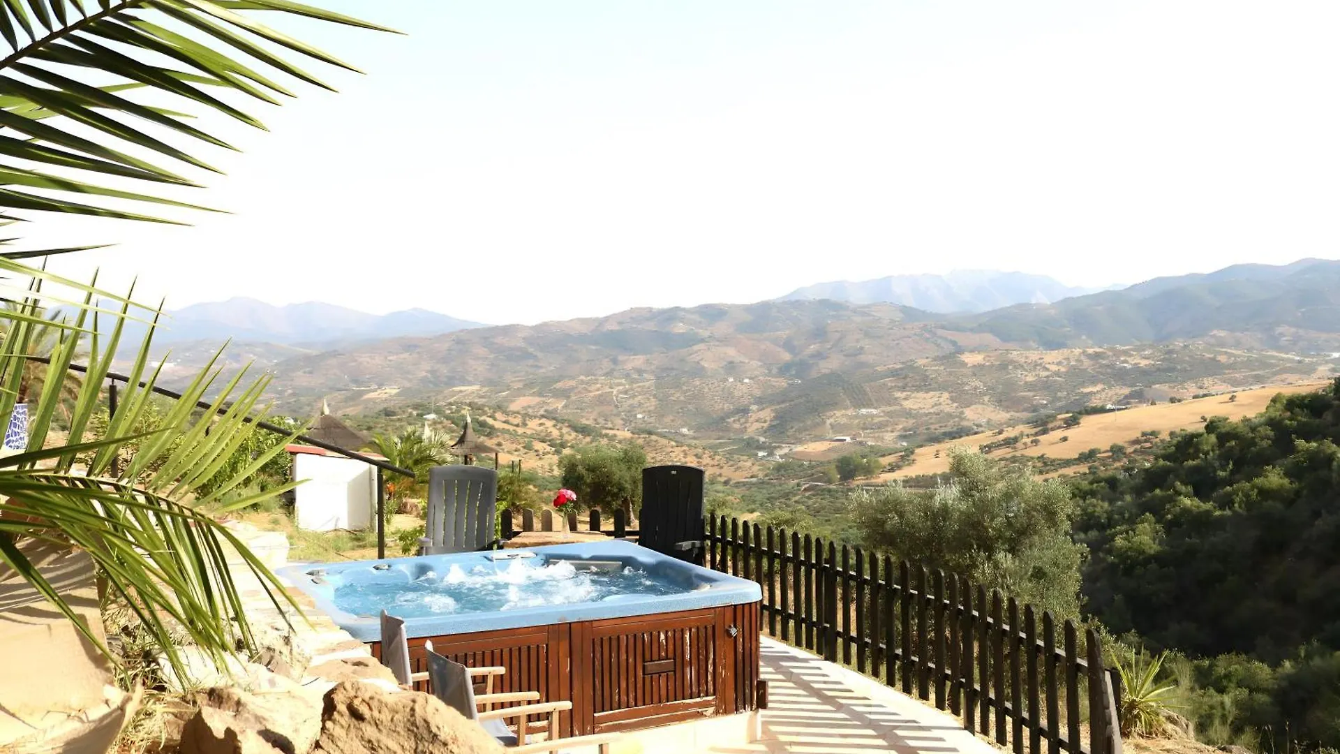 Private Detached Chalet With Own Jacuzzi Mi Dushi Tolox Spain